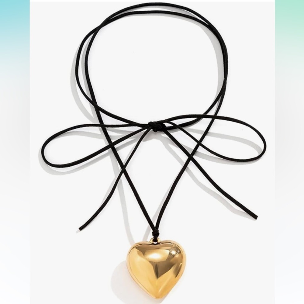 Gold Heart Choker Necklace Vintage 1990’s/ Y2k